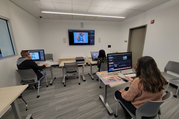 Digital Arts Lab at the El Gabilan Branch